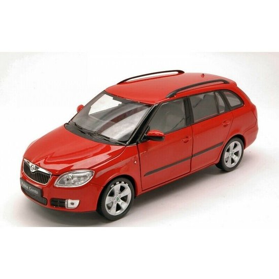 Skoda Fabia II station wagon, red